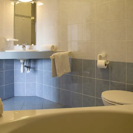 The Originals City, Clos De L'orgerie ,chateau Gonthier Château-Gontier