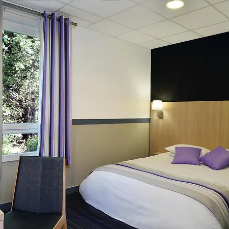 Hotel The Originals City, Clos De L'orgerie ,chateau Gonthier Château-Gontier