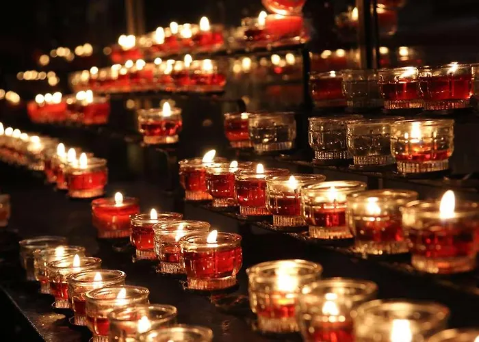 Hotel The Originals City, Clos De L'orgerie ,château Gonthier 2*