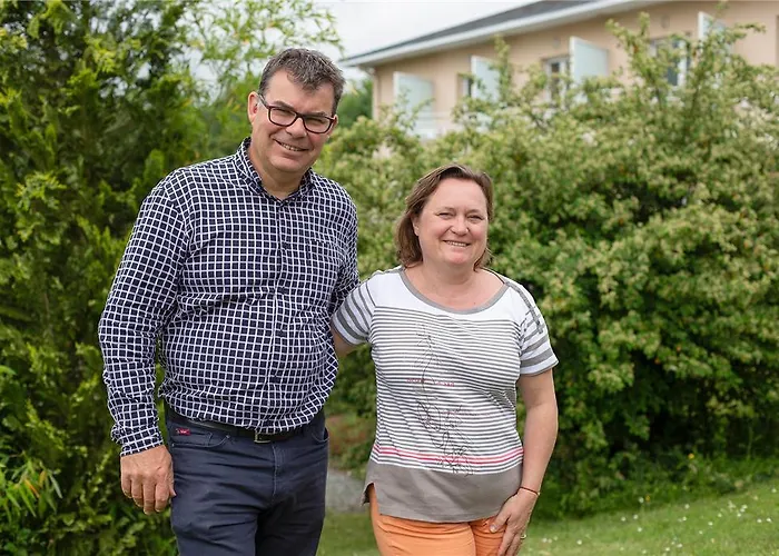 Hotel The Originals City, Clos De L'orgerie ,château Gonthier 2*