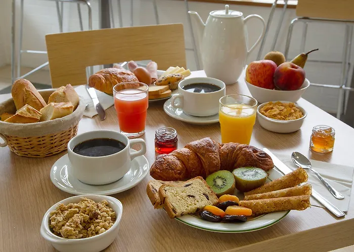 The Originals City, Clos De L'orgerie ,château Gonthier Hotel