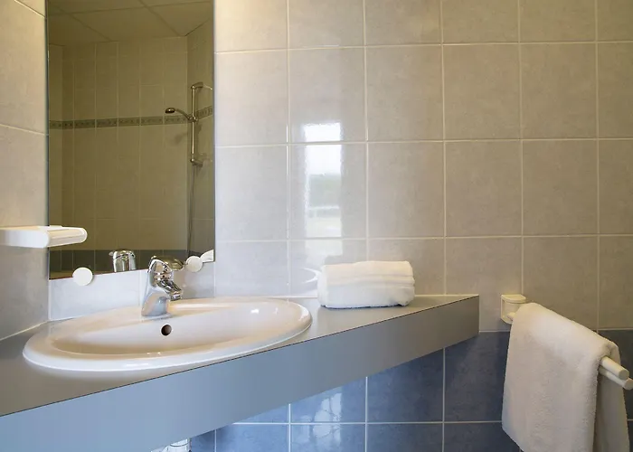 The Originals City, Clos De L'orgerie ,château Gonthier 2* Château-Gontier