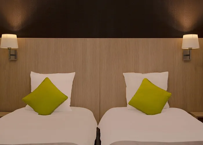 The Originals City, Clos De L'orgerie ,château Gonthier Hotel 2*